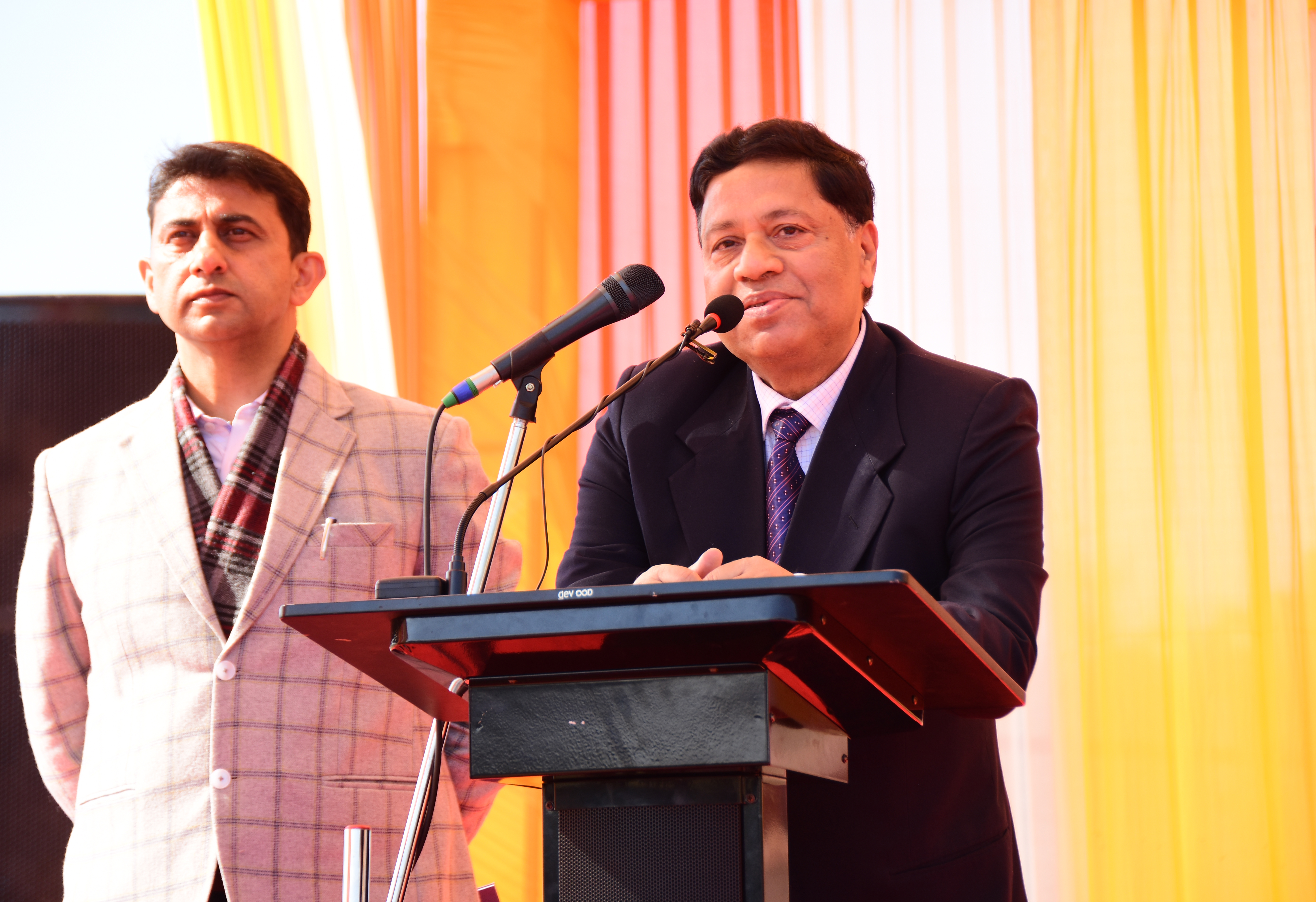 Hon,ble VC NSUT, Prof. Anand Srivastava addressing the Students of University on the Inauguration of Annual Sports Day